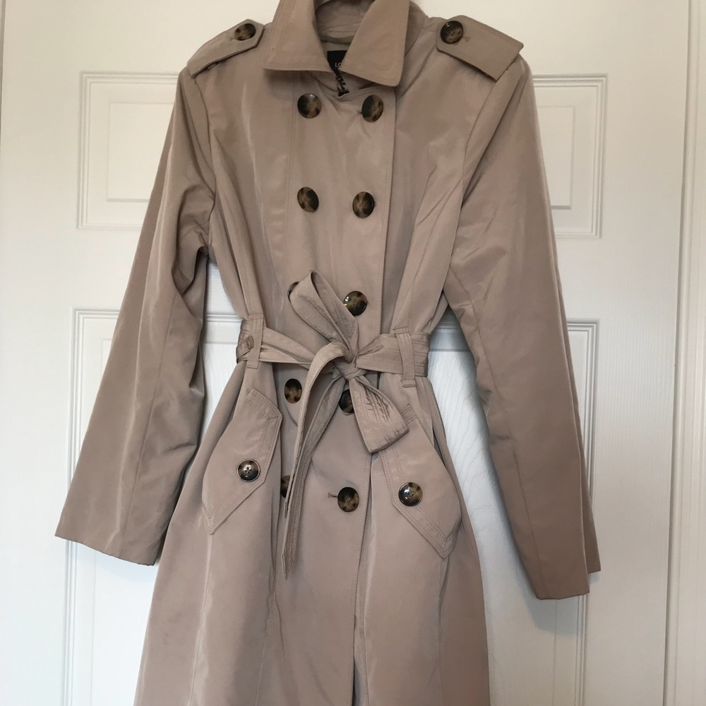 Double Breasted Trench Coat/Rain Coat